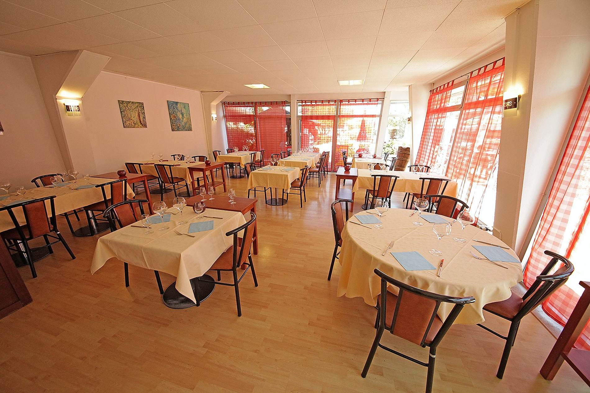 Restaurant-Yverdon-1